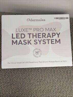 Dermalea Luxe Pro Max LED Therapy Mask System - Pale Pink